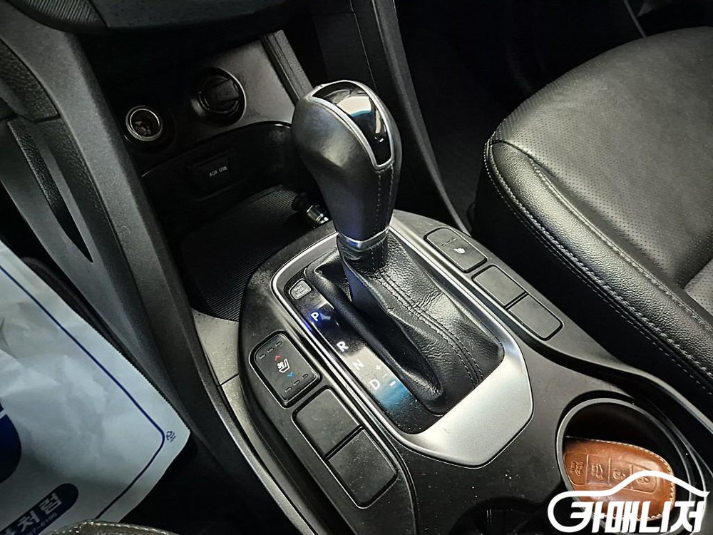 [현대]싼타페 DM 디젤 2WD 2.0 프리미엄 (7인승) #4월특가 이미지