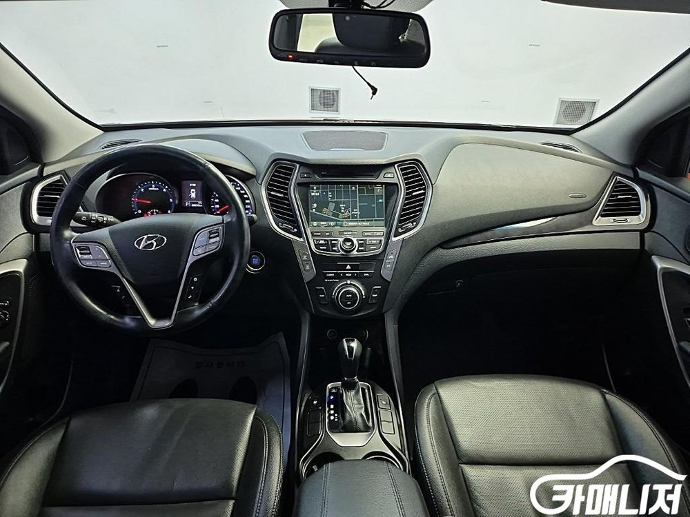 [현대]싼타페 DM 디젤 2WD 2.0 프리미엄 (7인승) #4월특가 이미지