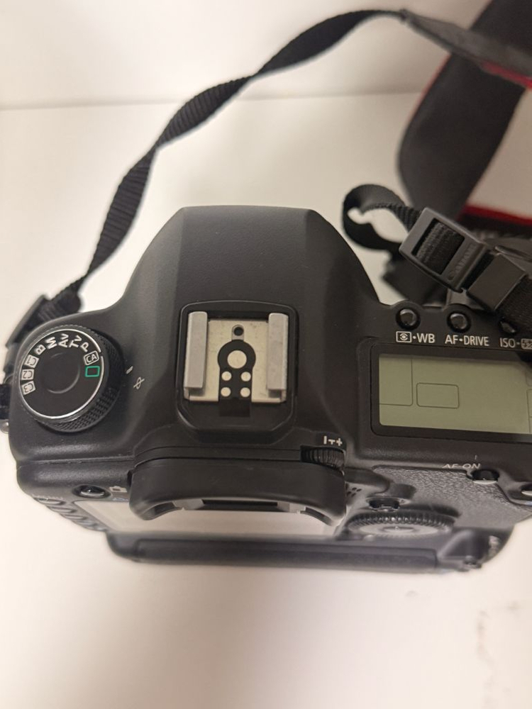 캐논 EOS 5D Mark II 캐논+BG E6 일괄 판매 합니다 이미지