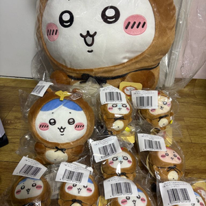 치이카와 너구리 쿠지 A상 하치와레 B 상 C 상 모몽가 랏코 카니 이미지