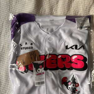 기아타이거즈 쿠로미유니폼 이미지