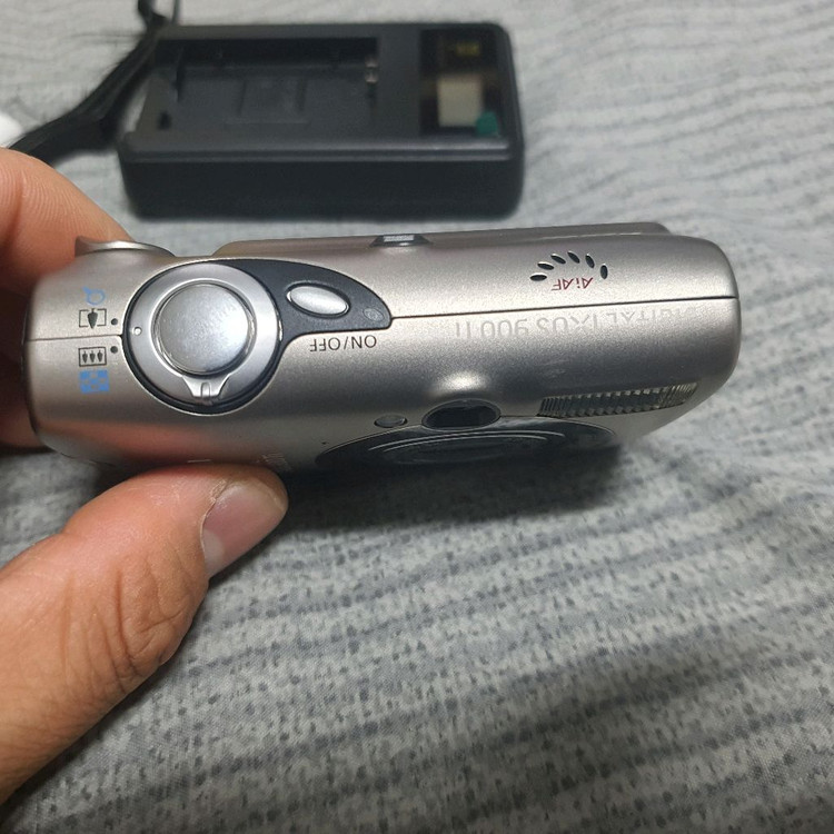 캐논 익서스 900ti 디지털 카메라 이미지