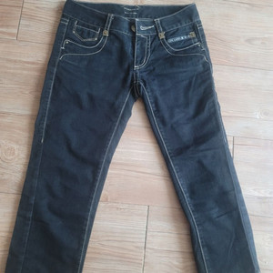 버버리 팬츠 이미지