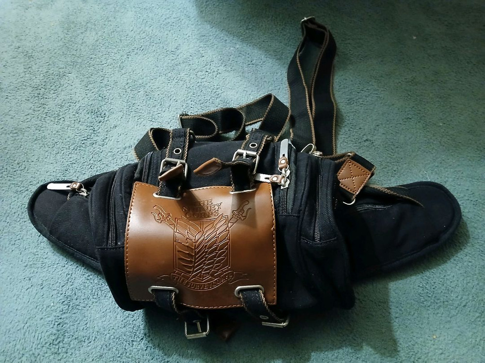 진격의 거인 가방 백팩 팝니다 이미지