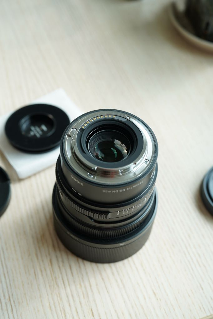 소니 시그마 35mm F2 이미지