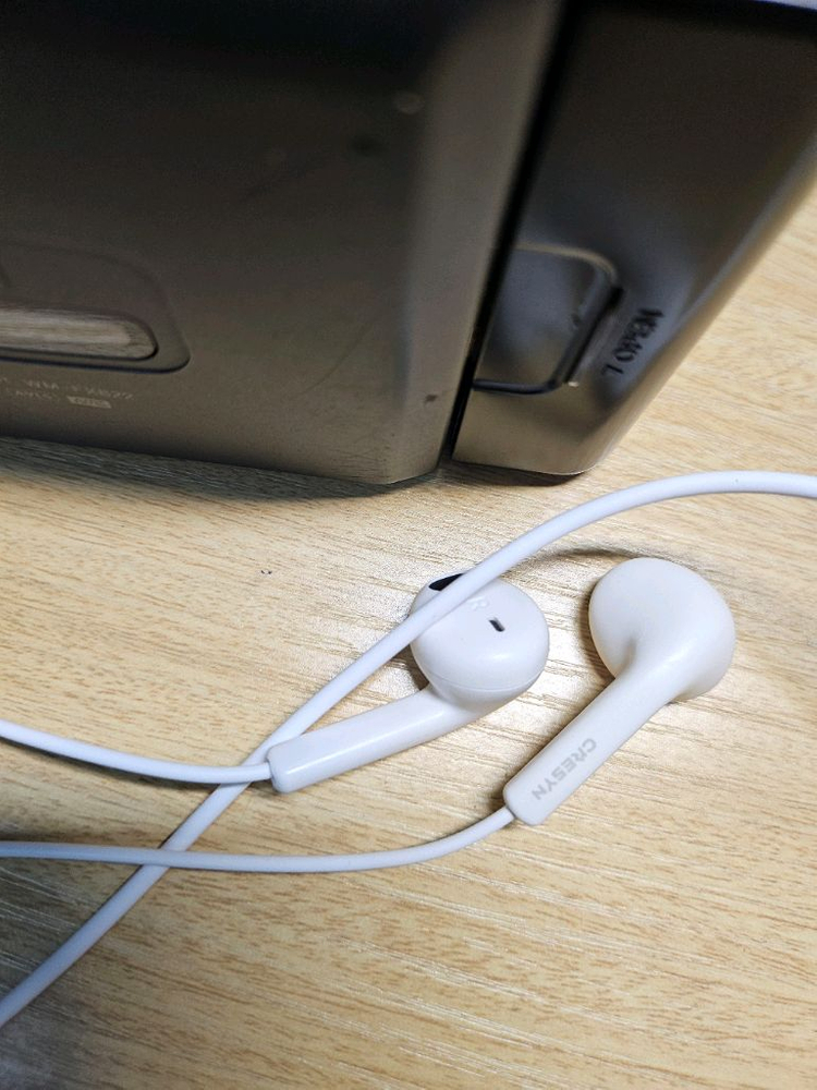 소니 워크맨 WM-FX822 라디오 카세트 플레이어+이어폰등 이미지