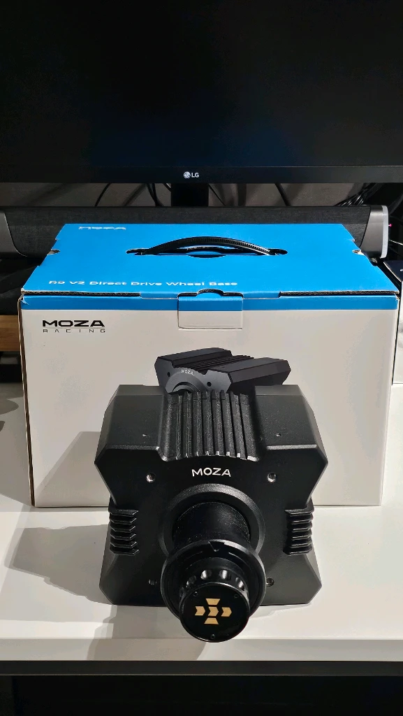 MOZA 레이싱휠 풀세트 일괄 판매합니다 R9 V2 / KS / CS V2P / SR-P 이미지