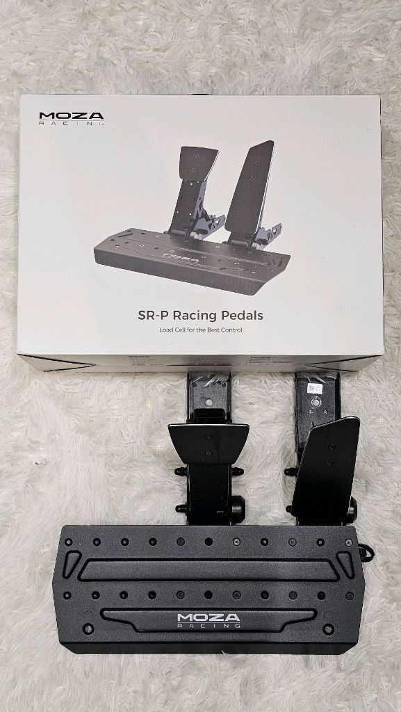 MOZA 레이싱휠 풀세트 일괄 판매합니다 R9 V2 / KS / CS V2P / SR-P 이미지