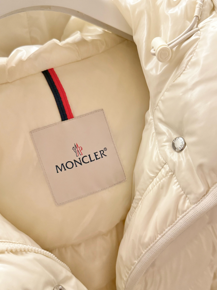 몽클레어 바란테 패딩 화이트 이미지