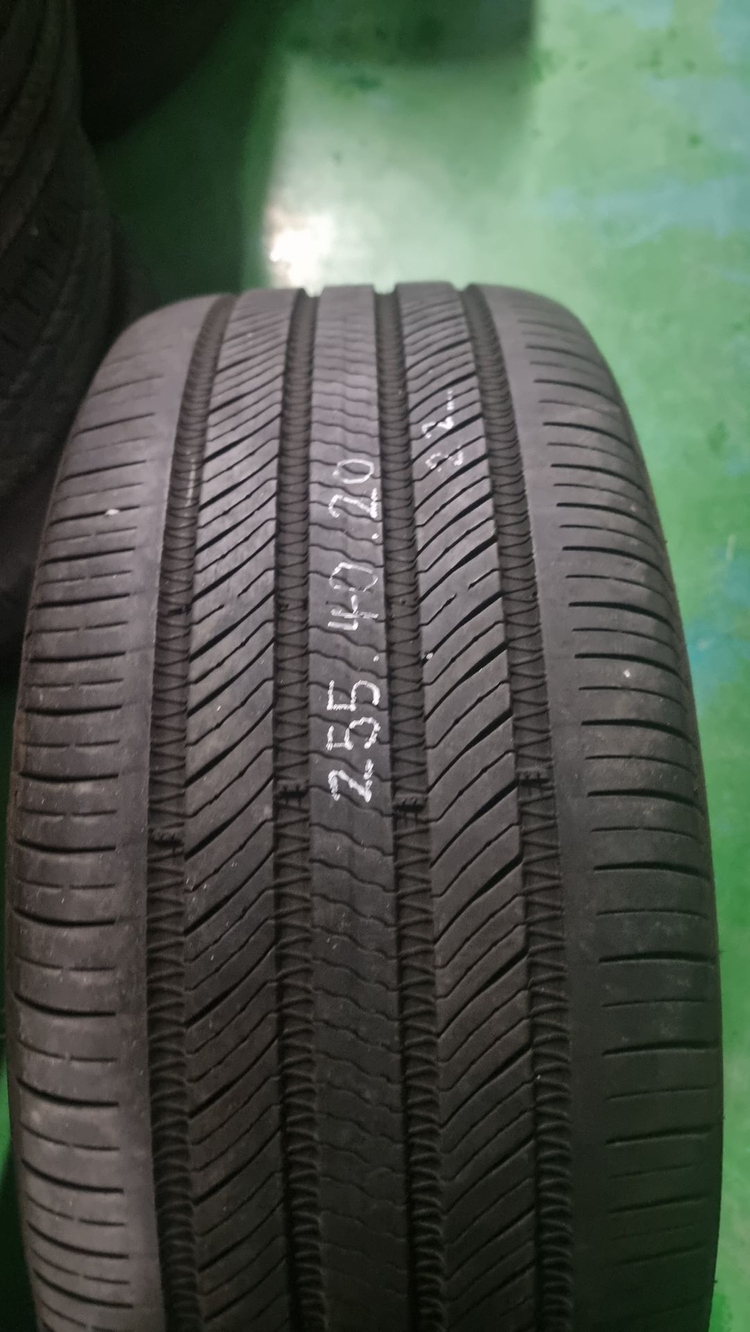 245-35-20 275-30-20 255-40-20 중고타이어 이미지