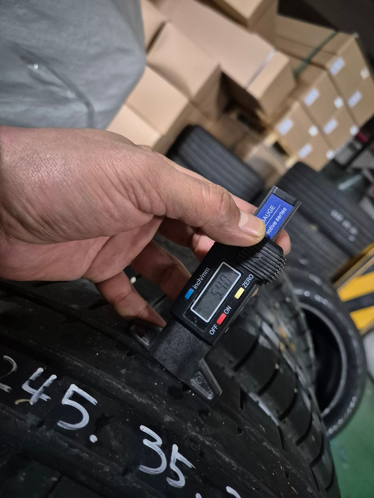 245-35-20 275-30-20 255-40-20 중고타이어 이미지