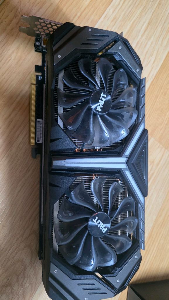 이엠텍 RTX2070SUPER + 라이저덱4.0 이미지