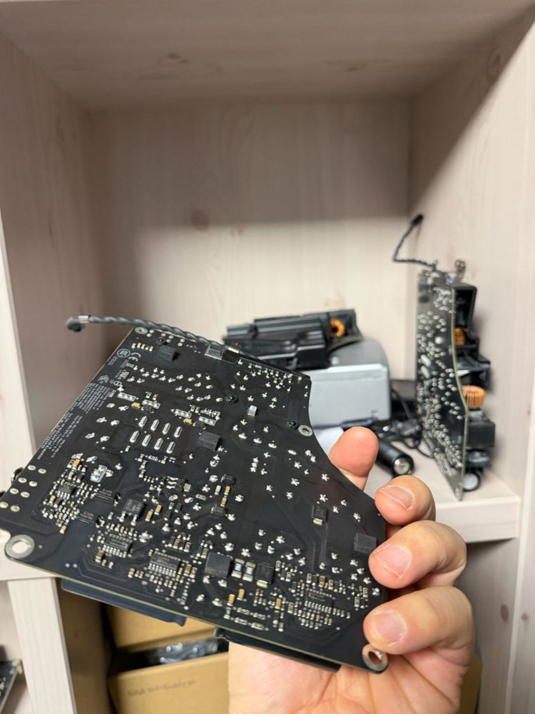 아이맥 프로 2017 A1862 정상 파워보드 판매합니다. 이미지