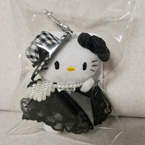 페도라 레이스키티인형키링 이미지