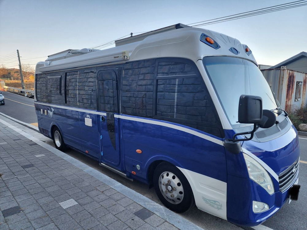 레스타 캠핑카 판매합니다 이미지