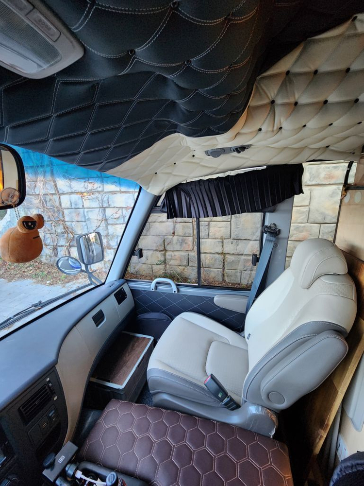 레스타 캠핑카 판매합니다 이미지