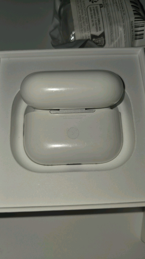 에어팟프로2 풀박스 + 투명케이스 이미지