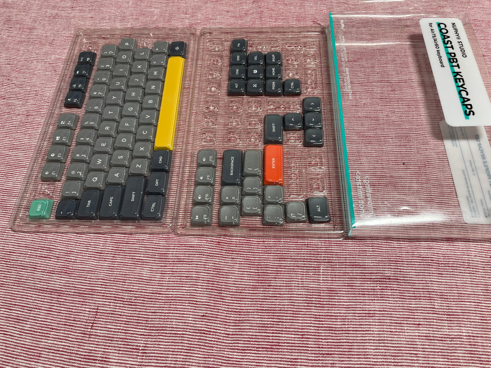 누피 에어75 기계식 키보드 풀박 + 추가 스위치 / 키캡 미사용품 이미지