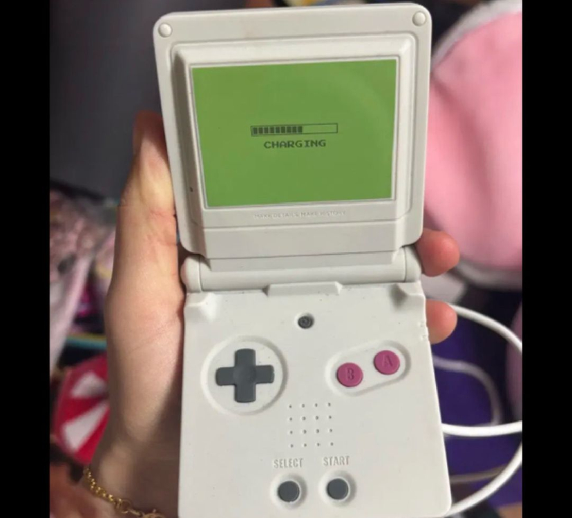 엘라고 맥세이프 충전 거치대 이미지