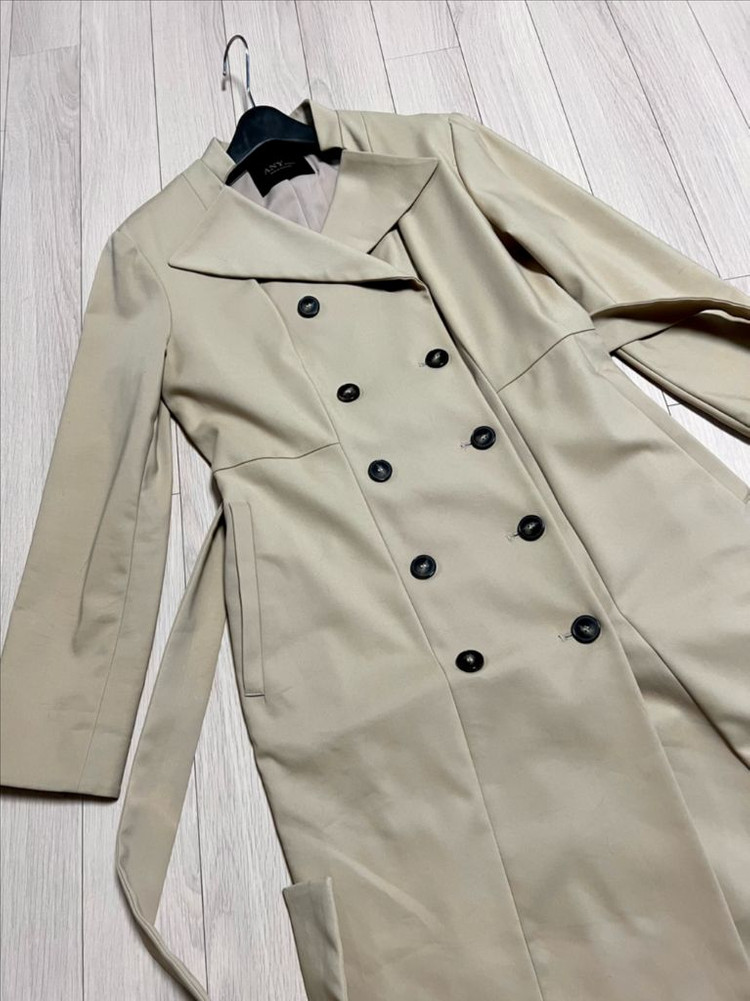 제평 애니 ANY 스탠카라 트렌치 원피스 겸 코트 더블버튼 롱자켓 베이지 이미지