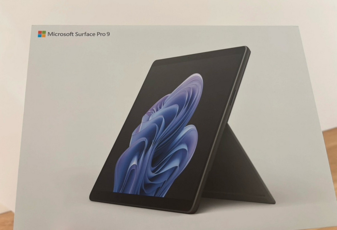 서피스 프로 9 i7 16g 블랙 풀박스(1tb ssd, 키보드, 슬림펜2, 서피스독 2개) 이미지