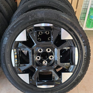 올뉴카니발19인치휠+넥센스노타야+공기압센서 4개 일괄 이미지