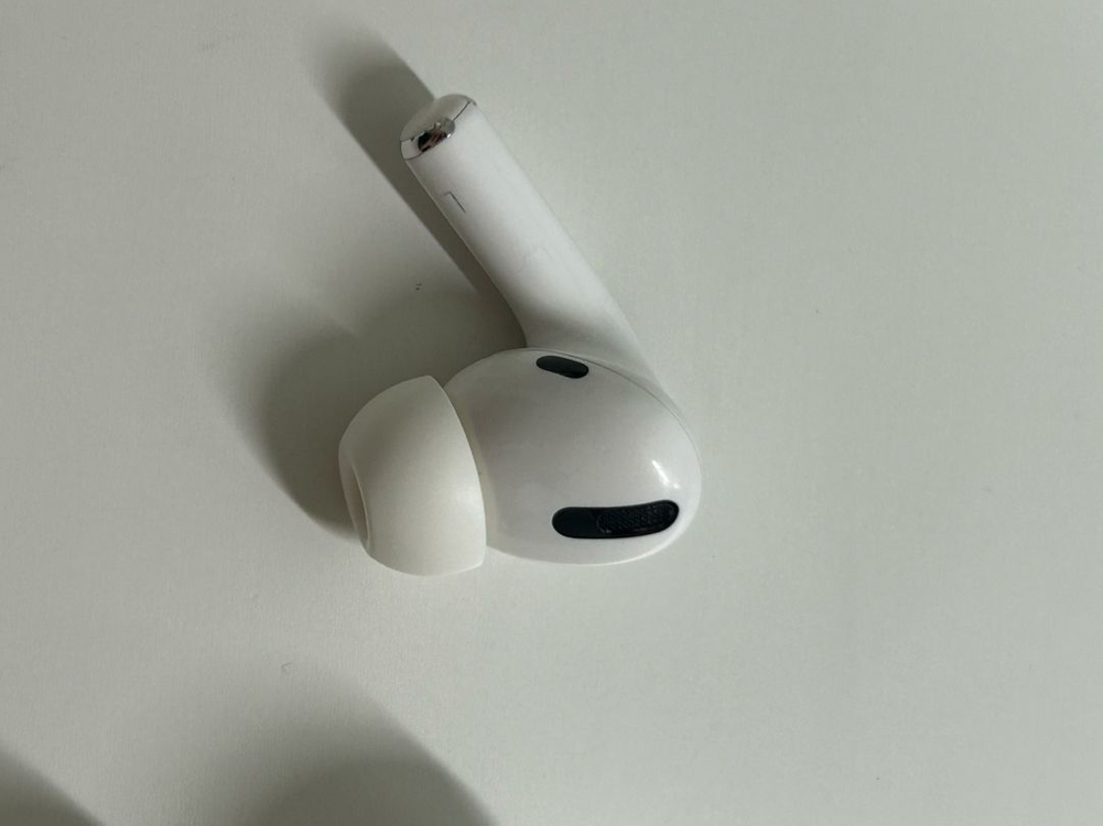 애플 에어팟 프로 1세대 본체 + 왼쪽 팝니다 이미지