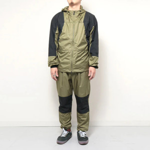 노스페이스 퍼플라벨 마운틴 윈드 파카, 팬츠 이미지