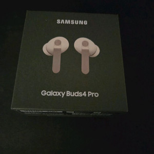 (직거래만) 갤럭시 버즈 4 프로 핑크골드 미개봉 이미지