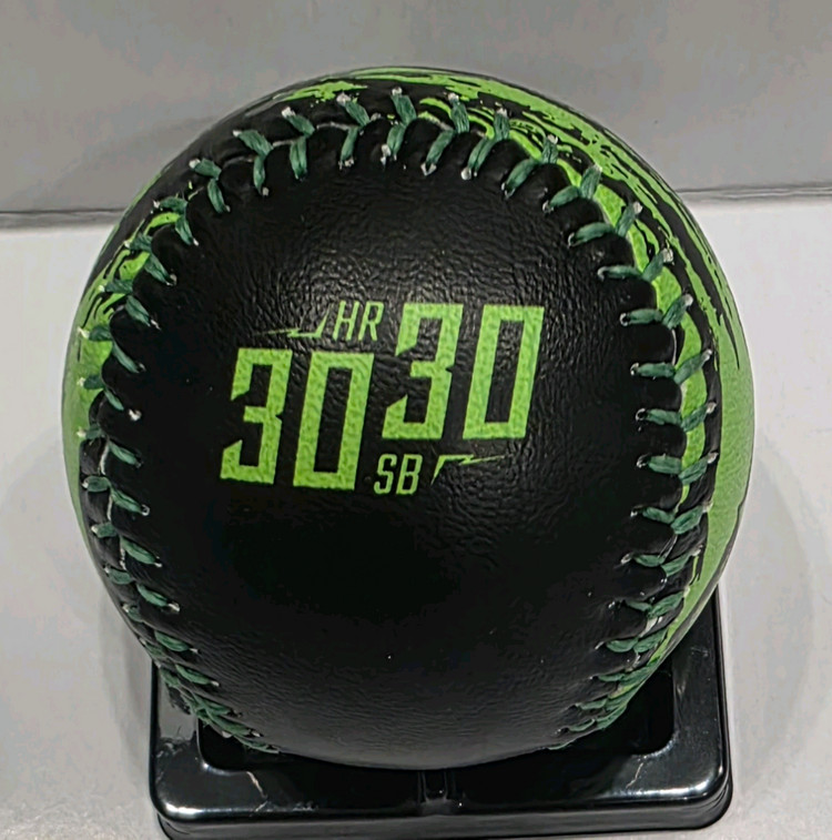 김도영 30-30 기념구 싸인볼 이미지