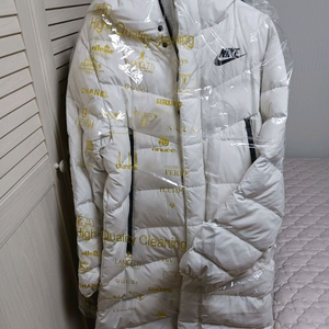 나이키 롱패딩 화이트 사이즈 S 이미지