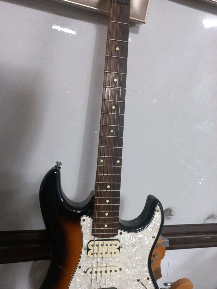 스윙 R3 일렉기타 이미지