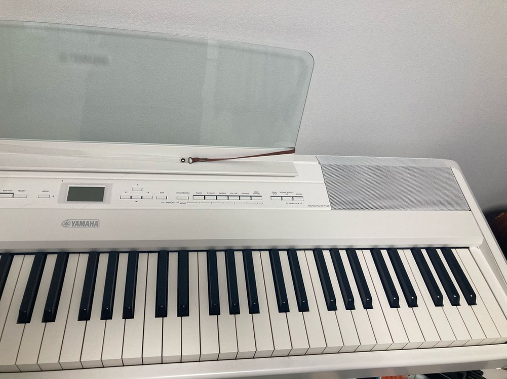 야마하 p525 디지털피아노 팝니다 이미지