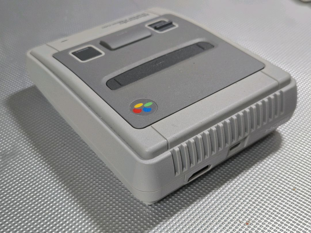닌텐도 클래식 미니 수퍼패미컴 CLV-301 이미지