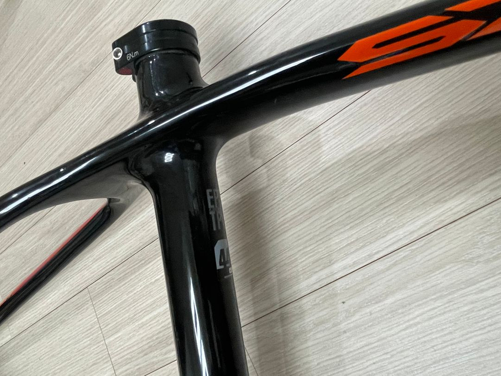 판타시아 카본 27.5 부스트 프레임 440사이즈 mtb 자전거 이미지