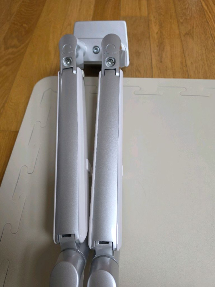 카멜 DMADSS 고든 듀얼 모니터암 팝니다 이미지