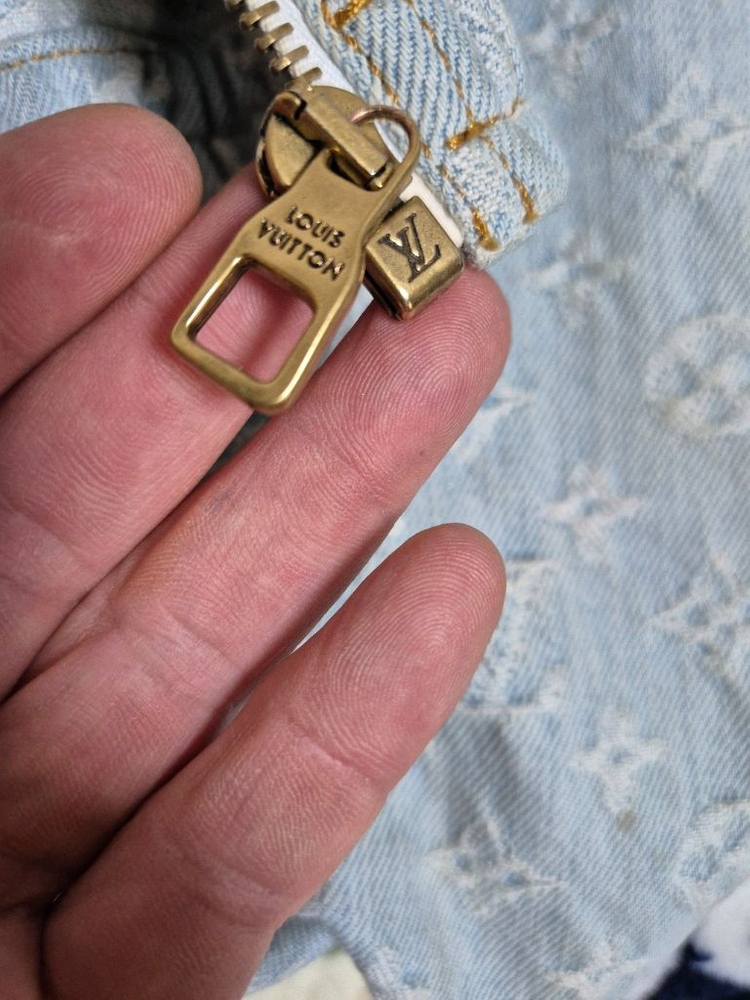 정품)루이비통 데님자켓(NBA한정판52)105판매 이미지