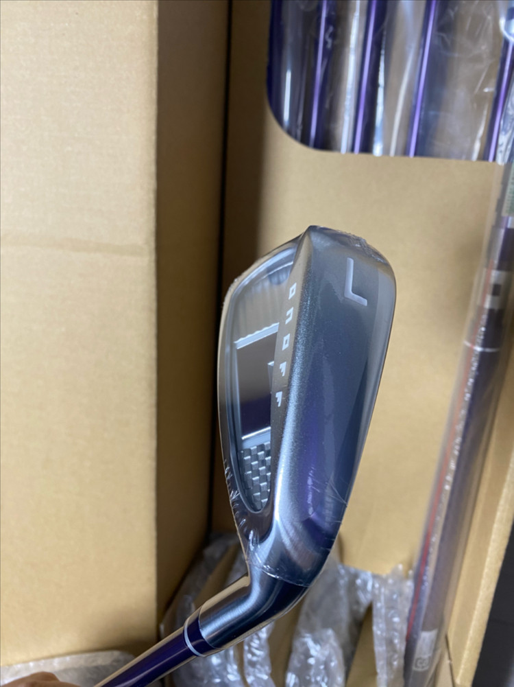 새제품 다이와온오프 여성용 LP423. 7아이언세트 이미지