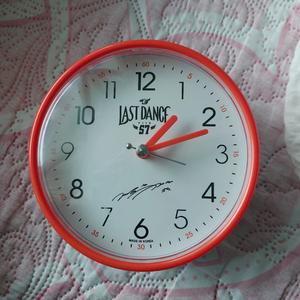 한화이글스 정우람선수 은퇴 기념 시계 이미지