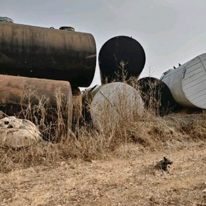 4만리터짜리 기름 물 탱크입니다. 이미지