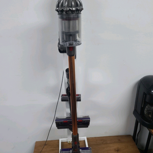 다이슨 무선청소기 V10(거의 A급,삼성배터리교체>1시간14분작동,전체해체,Cleaning완) 이미지