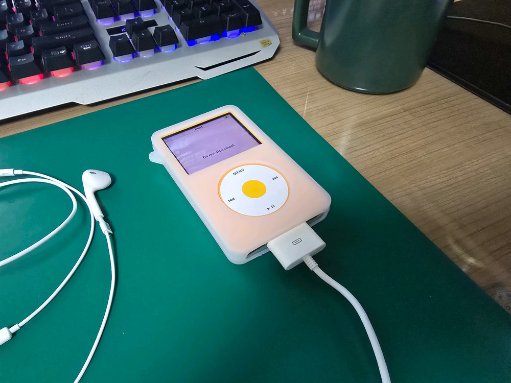 신품급 아이팟(ipod) 클래식 5.5세대 SSD 512GB, 3000mAh 배터리 업그레이드 이미지