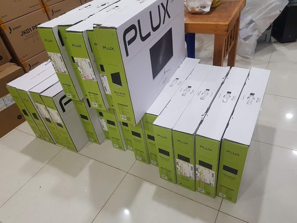 모니터 32인치 신품 플럭스 이미지