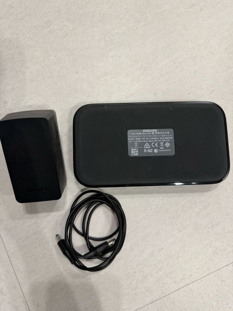 필립스 휴 65인치 라이트 스트랩+필립스 휴 싱크박스(HDMI) 판매합니다 이미지