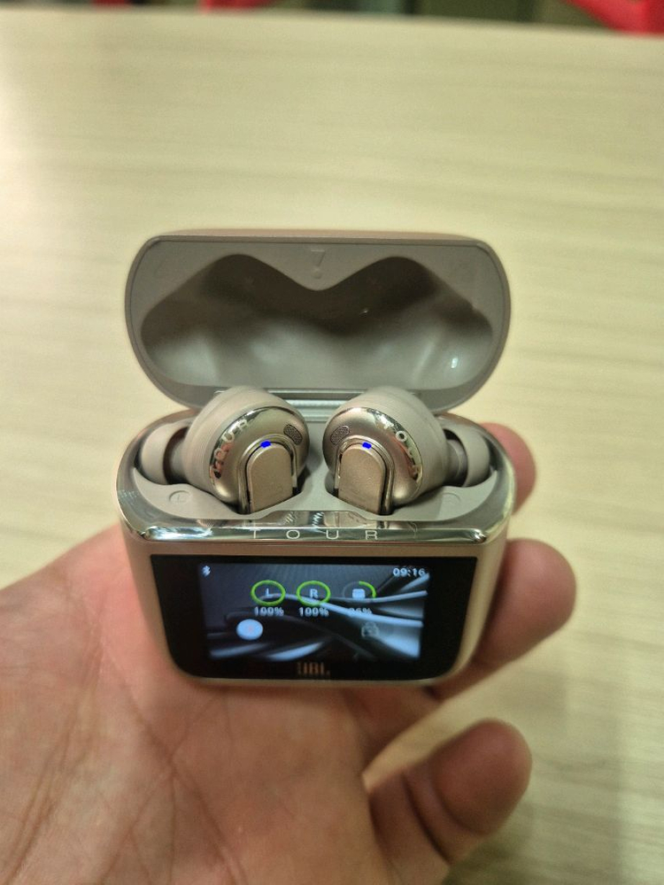 JBL TOUR PRO3 이미지