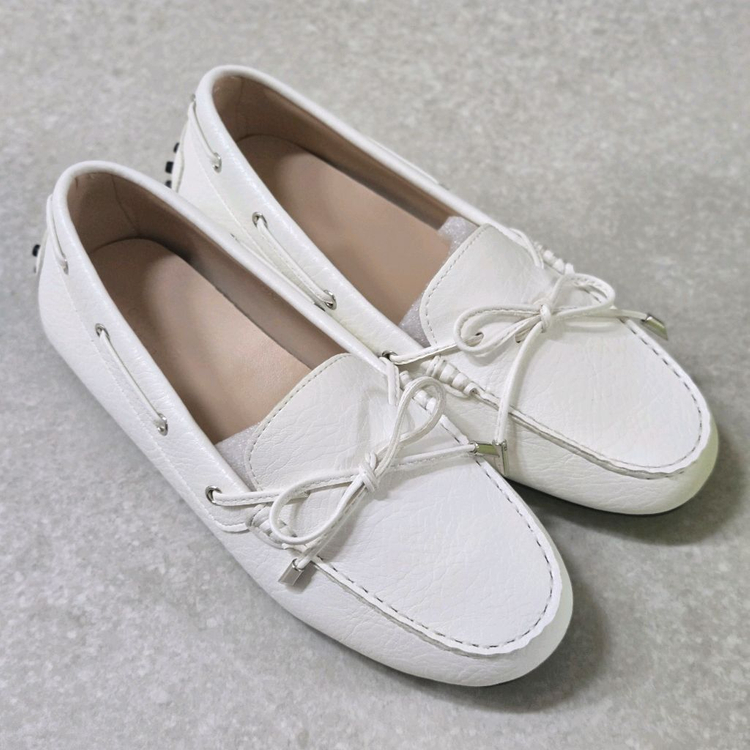 (26년새상품)르꼬르망 드라이빙슈즈 로퍼 240 화이트 이미지