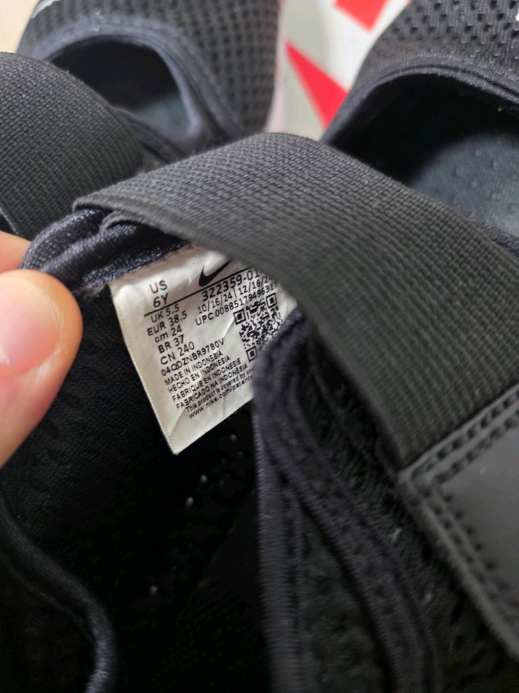 나이키 키즈에어리프트 240사이즈 이미지