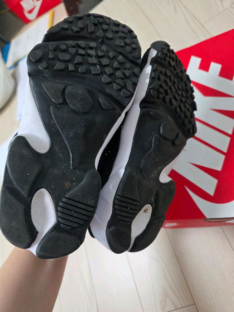 나이키 키즈에어리프트 240사이즈 이미지