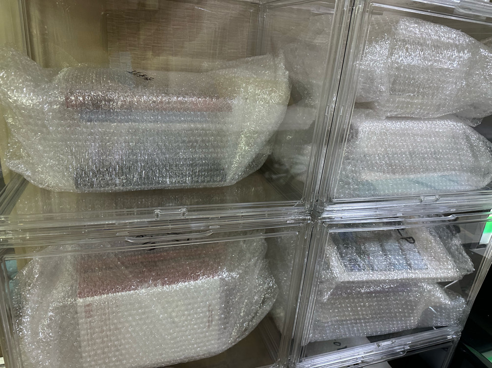 아이유 앨범 일괄 판매합니다. 이미지