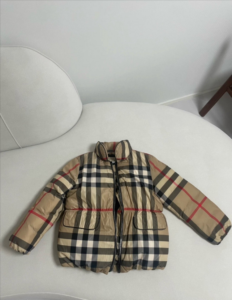 버버리 남여공용 키즈 패딩 점퍼 8Y 이미지
